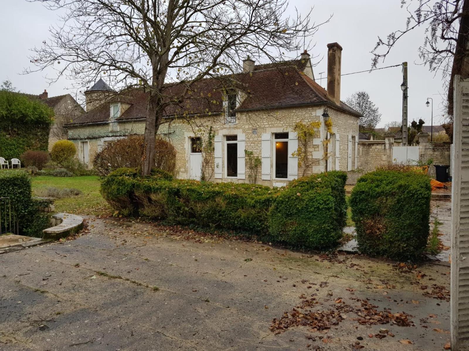 Les Oiseaux De Passage Bed and Breakfast Escolives-Sainte-Camille Buitenkant foto